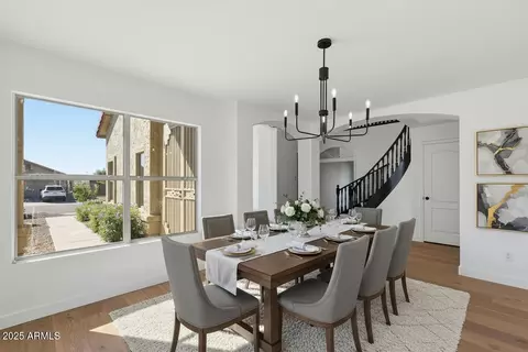 Dining - 4018 E Adobe Dr, Phoenix, AZ 85050 photo 2 of 2