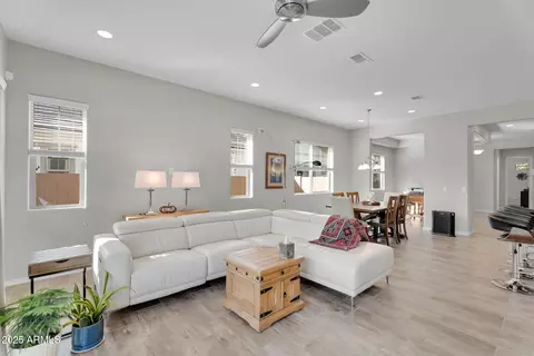 3155 E Austin Dr, Gilbert, AZ 85296 photo 8