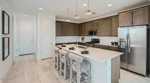 Entry Way - 10129 E Ulysses Ave, Mesa, AZ 85212 photo 1 of 3
