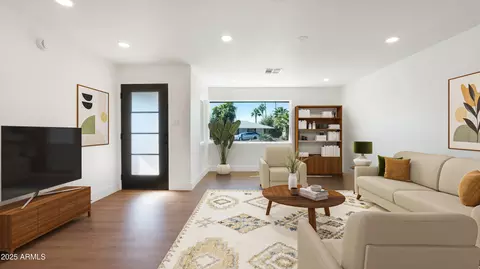 Living - 8829 N 17th Ave, Phoenix, AZ 85021 photo 2 of 3