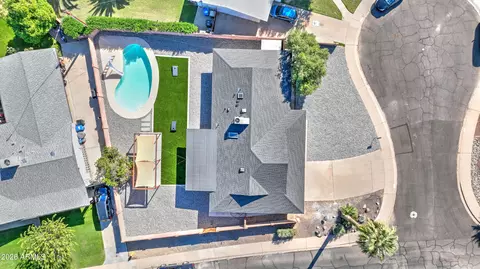 View/Area - 8829 N 17th Ave, Phoenix, AZ 85021 photo 3 of 4