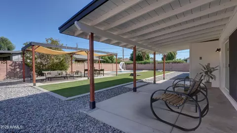 Exterior - 8829 N 17th Ave, Phoenix, AZ 85021 photo 2 of 9
