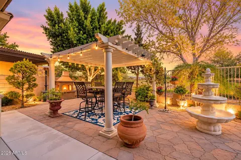2607 N Platina Cir, Mesa, AZ 85215