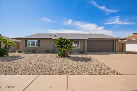 13223 W Bonanza Dr, Sun City West, AZ 85375