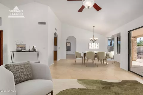 15230 S 36 Pl, Phoenix, AZ 85044 photo 9
