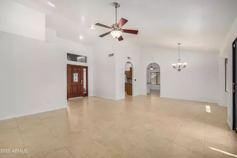 15230 S 36 Pl, Phoenix, AZ 85044 photo 5