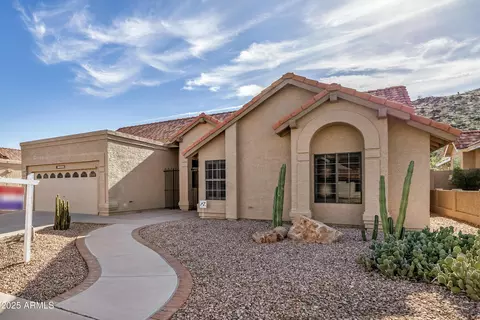 15230 S 36 Pl, Phoenix, AZ 85044 photo 3