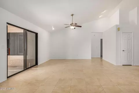 15230 S 36 Pl, Phoenix, AZ 85044 photo 7