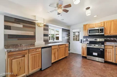 3134 W Crocus Dr, Phoenix, AZ 85053 photo 30