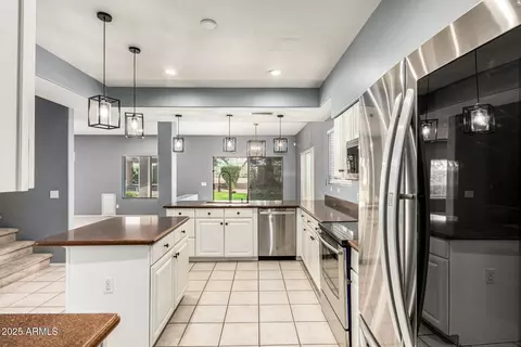 Kitchen - 4331 E Prickly Pear Trl, Phoenix, AZ 85050 photo 1 of 5