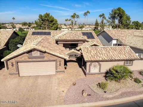 14358 W Kiowa Trl, Surprise, AZ 85374