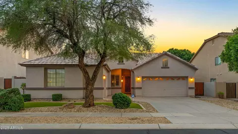 1831 E Valencia Dr, Phoenix, AZ 85042