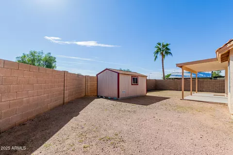 Exterior - 825 W 15th Ln, Apache Junction, AZ 85120 photo 4 of 5