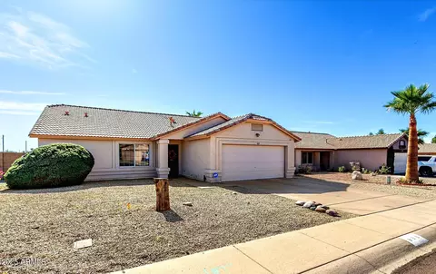Exterior - 825 W 15th Ln, Apache Junction, AZ 85120 photo 2 of 5