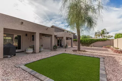Exterior - 3306 E Bonanza Rd, Gilbert, AZ 85297 photo 10 of 11