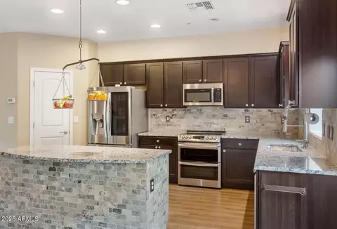 240 W Juniper Ave #1096, Gilbert, AZ 85233