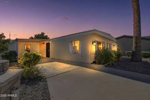 5807 E Leonora St, Mesa, AZ 85215 photo 2