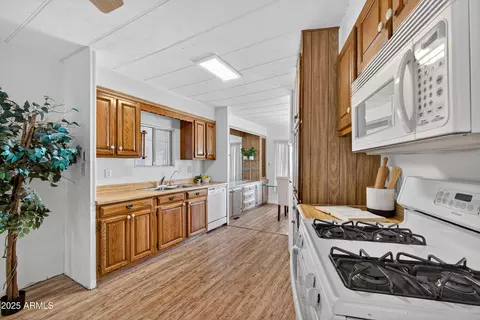 5807 E Leonora St, Mesa, AZ 85215 photo 16