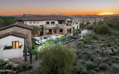 10338 E Mountain Spring Rd, Scottsdale, AZ 85255