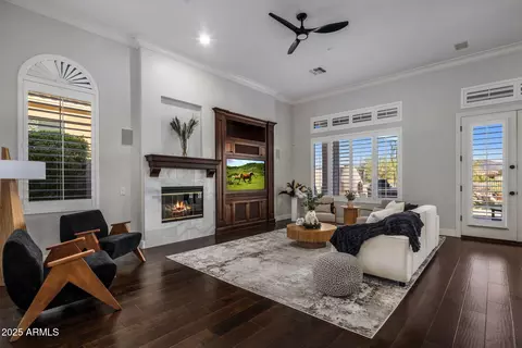 40619 N Candlewyck Ln, Phoenix, AZ 85086