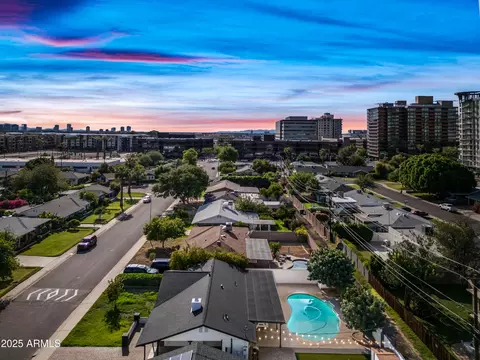 View/Area - 2452 Elm St, Phoenix, AZ 85016 photo 5 of 7