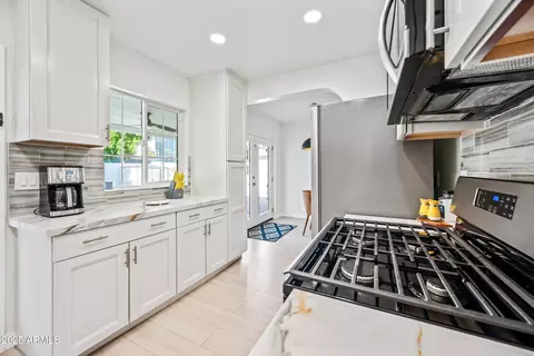 Kitchen - 2452 Elm St, Phoenix, AZ 85016 photo 5 of 8