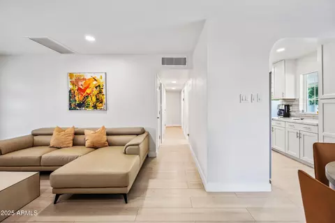 Entry Way - 2452 Elm St, Phoenix, AZ 85016 photo 1 of 5