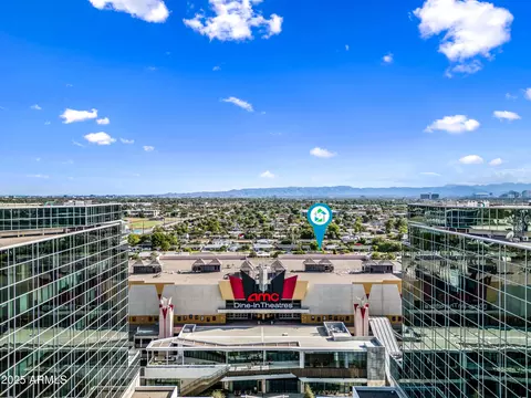 View/Area - 2452 Elm St, Phoenix, AZ 85016 photo 1 of 7