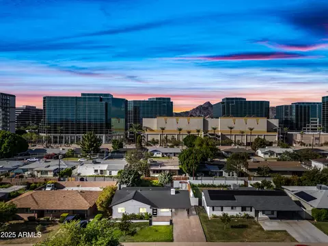 View/Area - 2452 Elm St, Phoenix, AZ 85016 photo 7 of 7