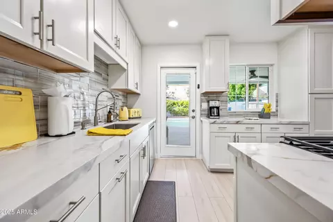 Kitchen - 2452 Elm St, Phoenix, AZ 85016 photo 1 of 8