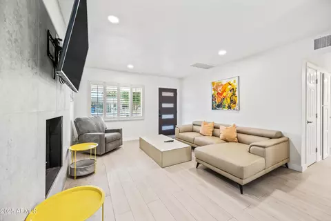 Living - 2452 Elm St, Phoenix, AZ 85016 photo 1 of 4
