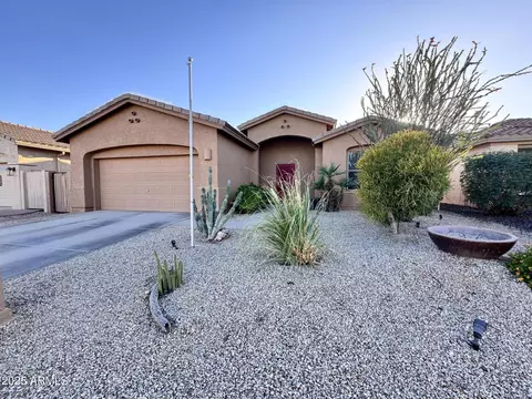 24726 S Golfview Dr, Sun Lakes, AZ 85248