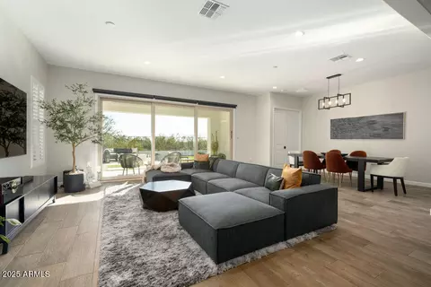 Other - 6525 E Libby St, Phoenix, AZ 85054 photo 2 of 6