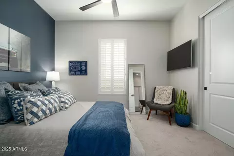 Bedroom - 6525 E Libby St, Phoenix, AZ 85054 photo 4 of 5