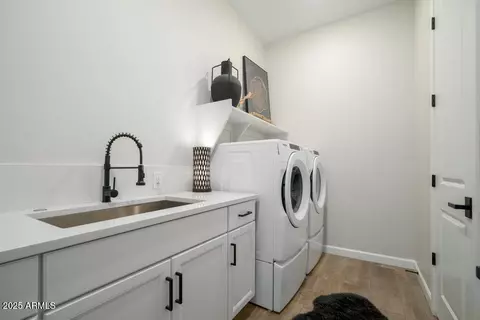 Other - 6525 E Libby St, Phoenix, AZ 85054 photo 5 of 6