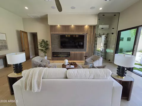 Living - 4332 E Vermont Ave, Phoenix, AZ 85018 photo 2 of 6