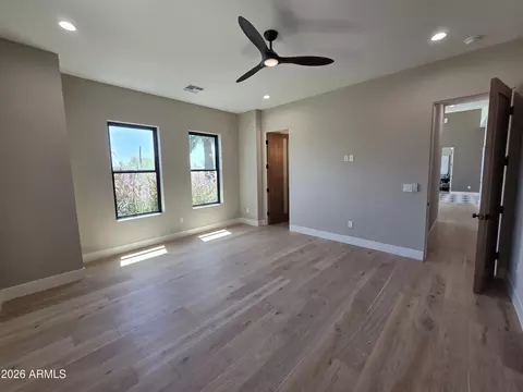 Bedroom - 4332 E Vermont Ave, Phoenix, AZ 85018 photo 5 of 10