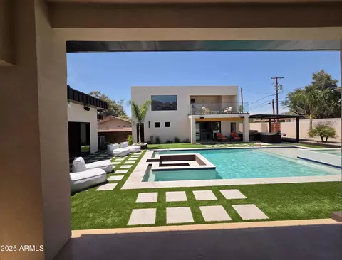 Exterior - 4332 E Vermont Ave, Phoenix, AZ 85018 photo 13 of 14