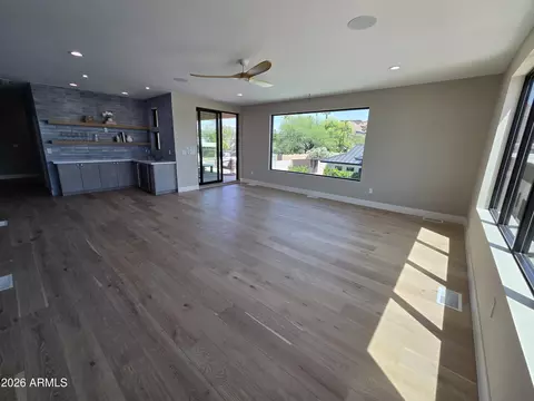 Living - 4332 E Vermont Ave, Phoenix, AZ 85018 photo 5 of 6