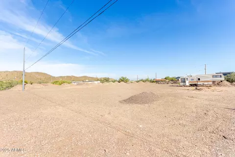 11620 S 37th Ave #15, Laveen, AZ 85339