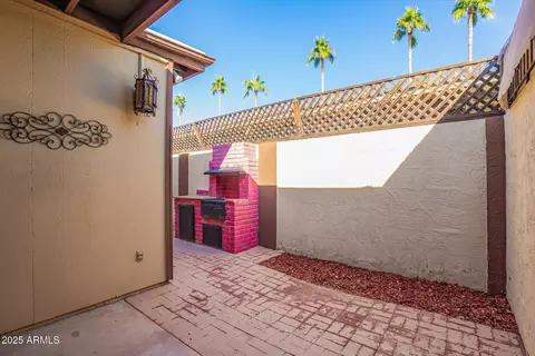 Exterior - 1274 E Avenida Hermosa --, Phoenix, AZ 85014 photo 3 of 7