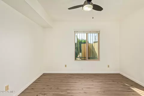 Bedroom - 1274 E Avenida Hermosa --, Phoenix, AZ 85014 photo 2 of 3