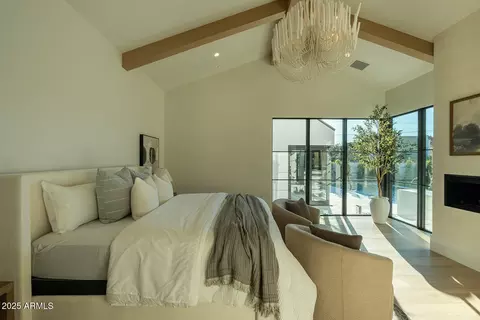 Bedroom - 4729 E Arcadia Ln, Phoenix, AZ 85018 photo 2 of 3