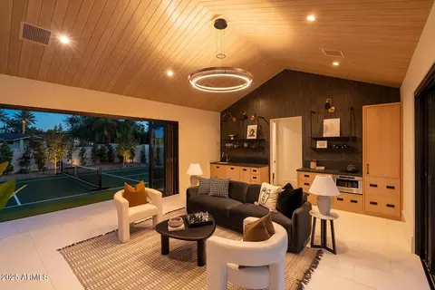 Other - 4729 E Arcadia Ln, Phoenix, AZ 85018 photo 11 of 17