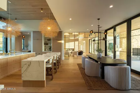 Dining - 4729 E Arcadia Ln, Phoenix, AZ 85018 photo 1 of 2