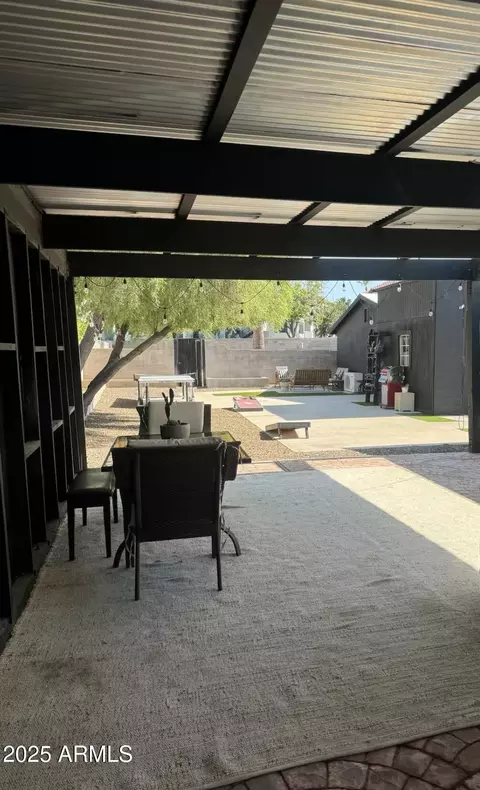 Exterior - 1055 E Whitton Ave, Phoenix, AZ 85014 photo 5 of 5