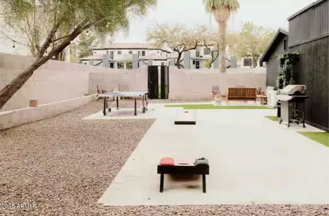 Exterior - 1055 E Whitton Ave, Phoenix, AZ 85014 photo 2 of 5