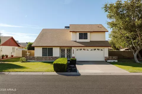 4329 W Villa Theresa Dr, Glendale, AZ 85308