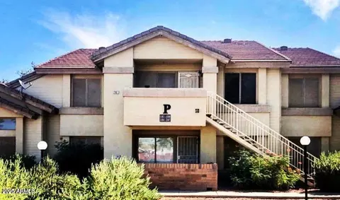 2201 N Comanche Dr #1104, Chandler, AZ 85224