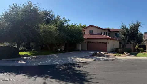 6358 S Legend Ct, Gilbert, AZ 85298